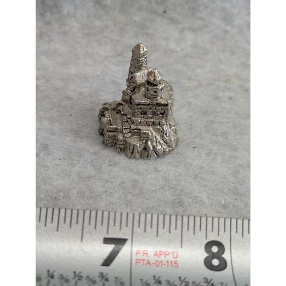 Miniature Pewter Medieval Fantasy Castle‎ Fortress Tower Figurine - Picture 4 of 7